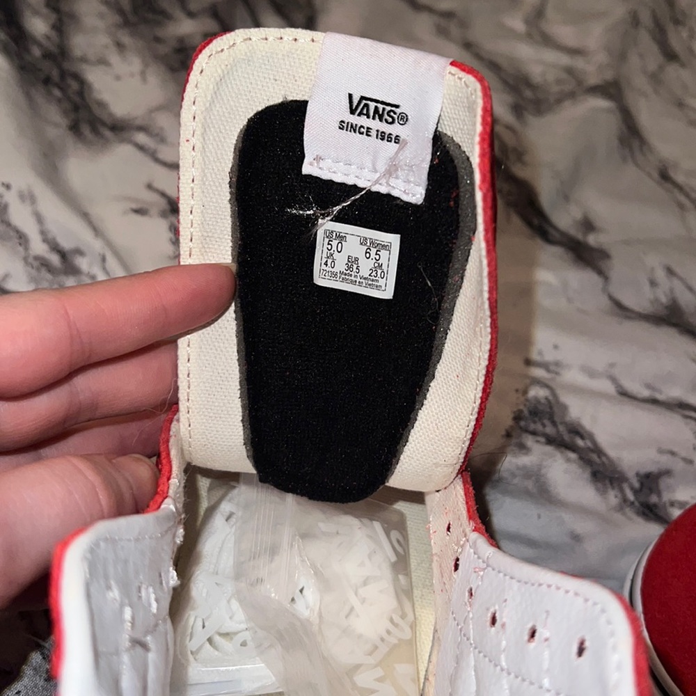 Vans 6.5 - Picture 2 of 2